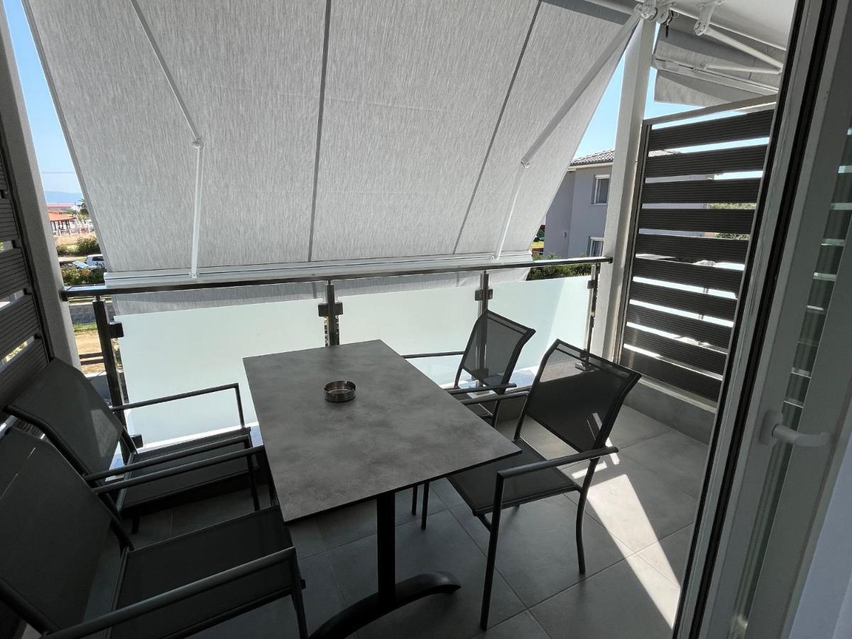 Astra Sarti Luxury Suites Eksteriør bilde